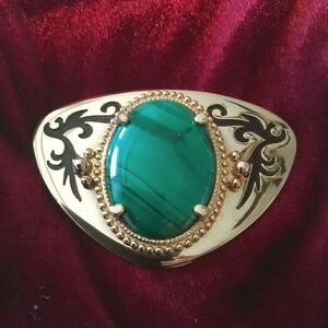 VINTAGE 60S/ 70S LG. MALACHITE STONE BELT BUCKLE INTRICATE DETAILS GOLD TONE